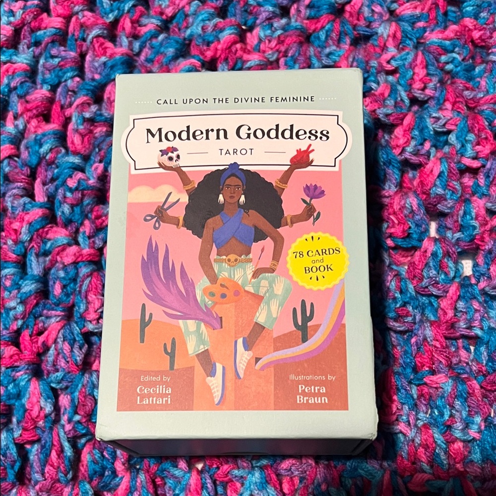 Modern Goddess Tarot Deck